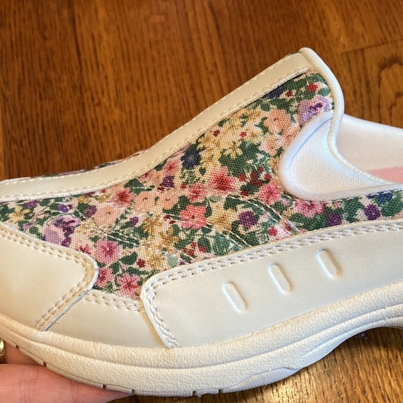 🌸NWOT EASY SPIRIT Traveltime Clog - size womens 6.5 M - Picture 5 of 16